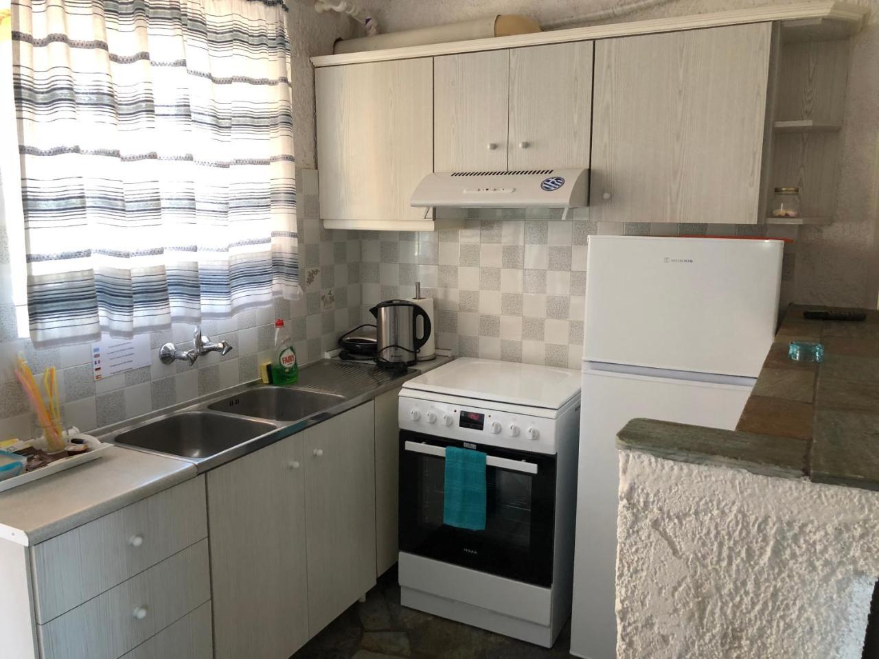 Phoenix Beachside Apartament *